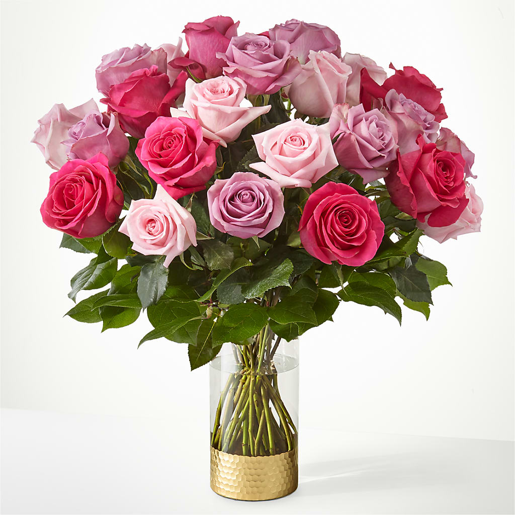 Pure Beauty Mixed Roses – PAUL'S FLOWERS, Charlottetown PE