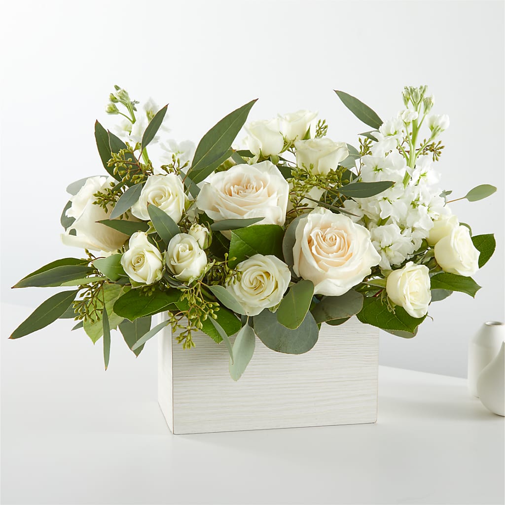Fresh Linen Box Bouquet – PAUL'S FLOWERS, Charlottetown PE