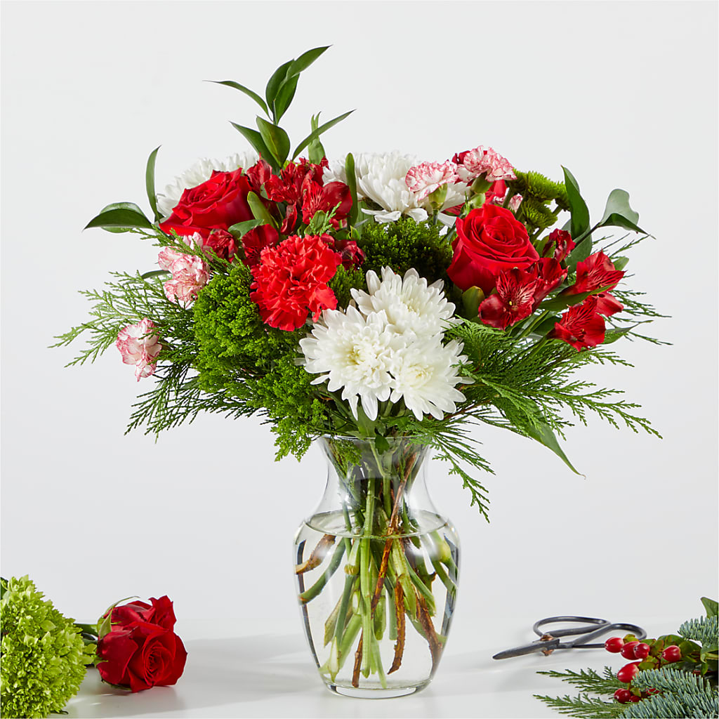 Merry Moment Bouquet – A Florist Original – PAUL'S FLOWERS, Charlottetown PE