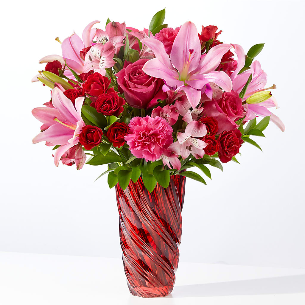 In Love Bouquet with Luxe Swirl Vase – PAUL'S FLOWERS, Charlottetown PE