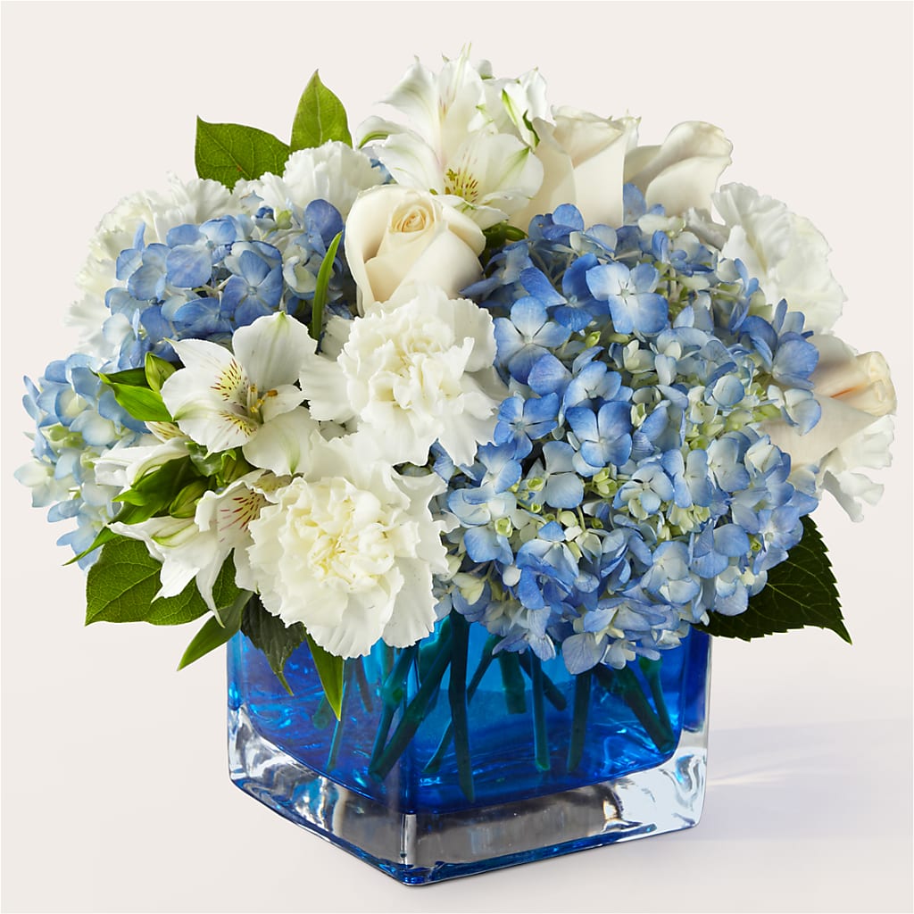 Soothing Waters Bouquet – PAUL'S FLOWERS, Charlottetown PE