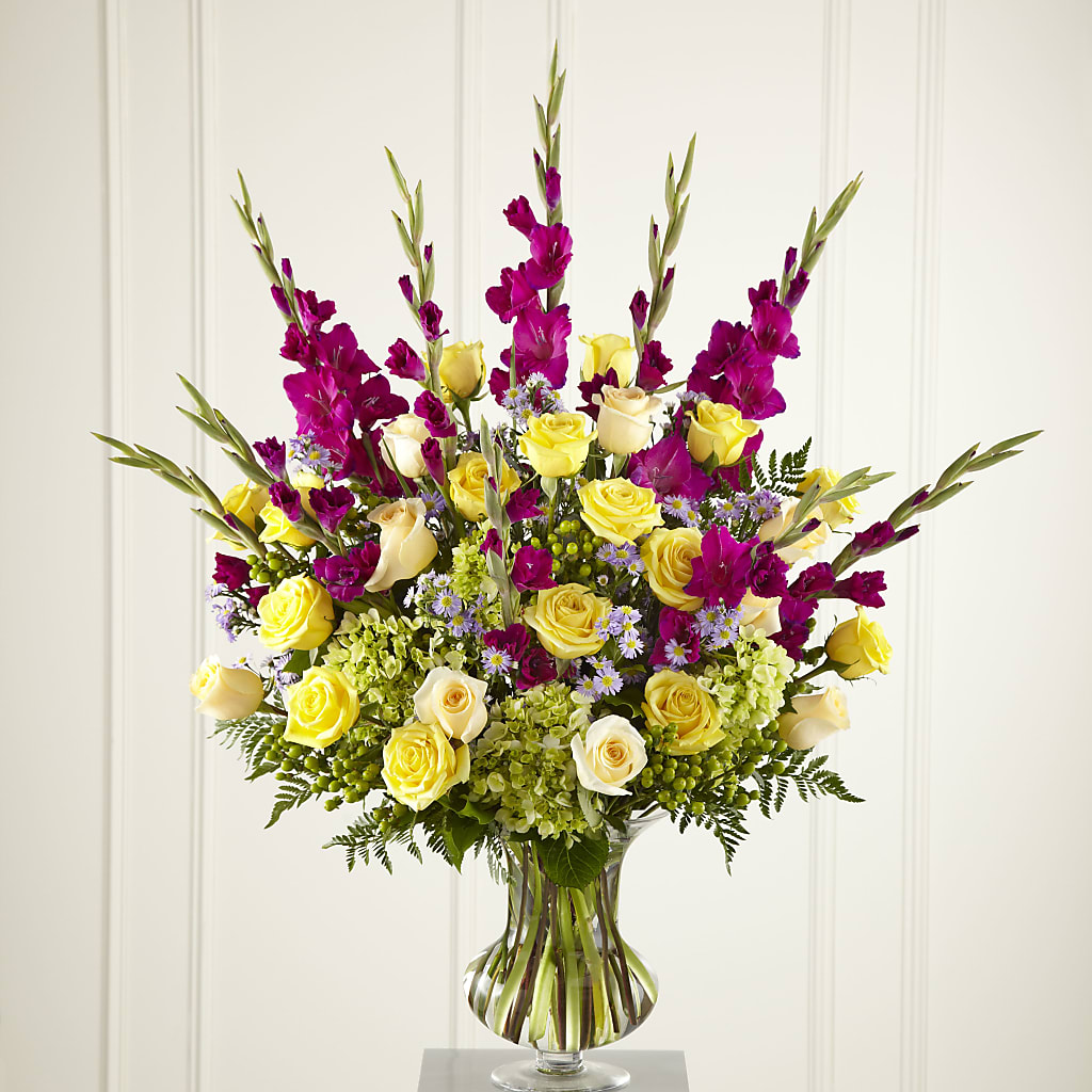 Loveliness Arrangement – PAUL'S FLOWERS, Charlottetown PE