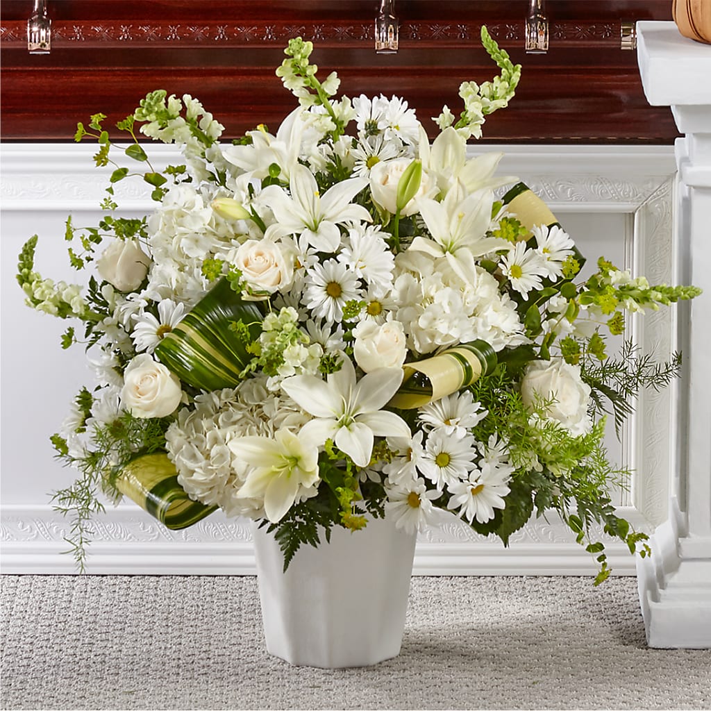 Thoughts of Tranquility Floor Basket – PAUL'S FLOWERS, Charlottetown PE
