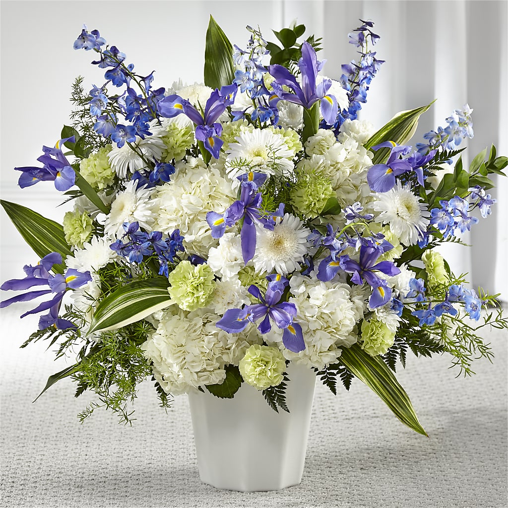 Soft Serenity Floor Basket – PAUL'S FLOWERS, Charlottetown PE