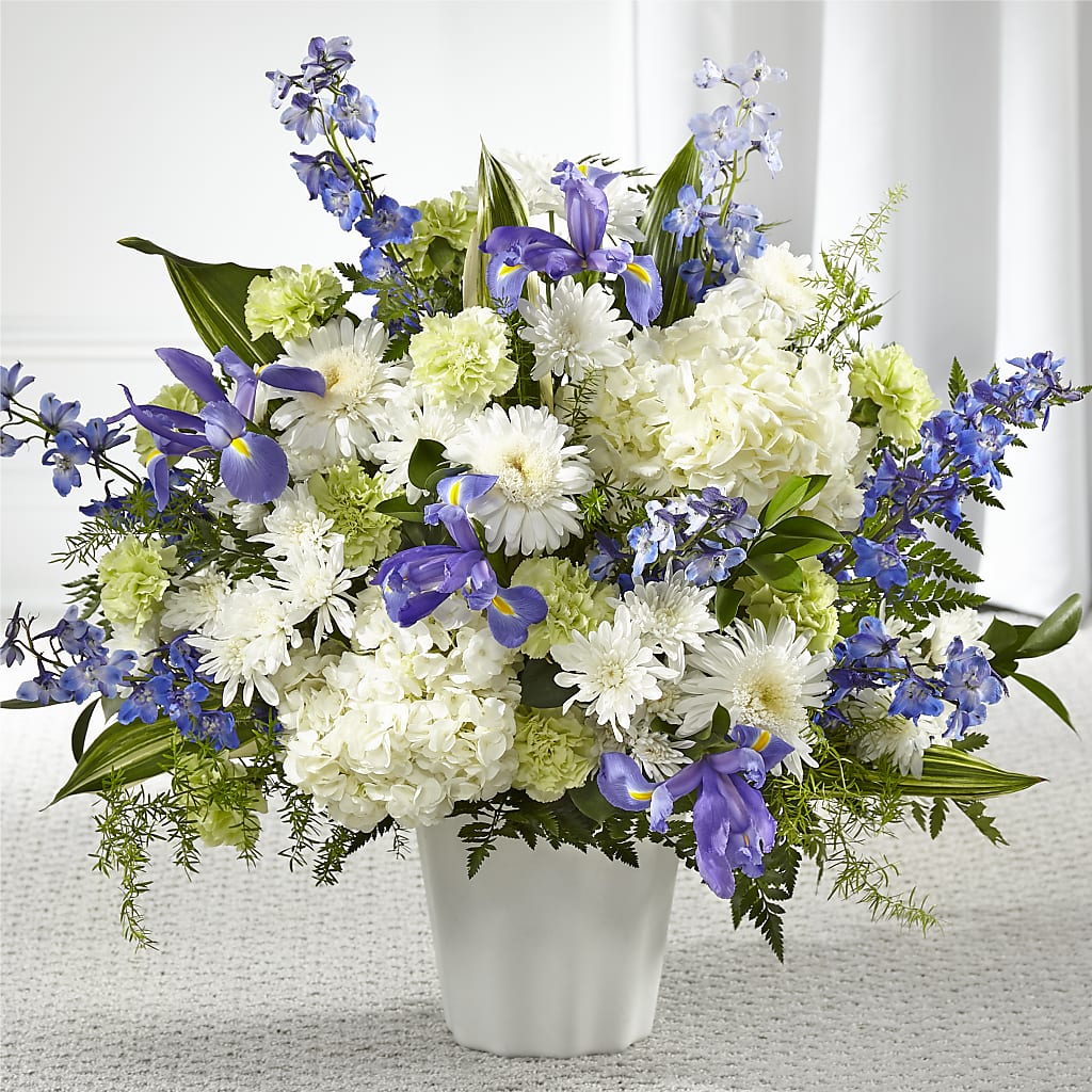 Soft Serenity Floor Basket – PAUL'S FLOWERS, Charlottetown PE