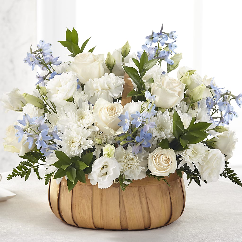 Sincerely Heartfelt Basket – PAUL'S FLOWERS, Charlottetown PE