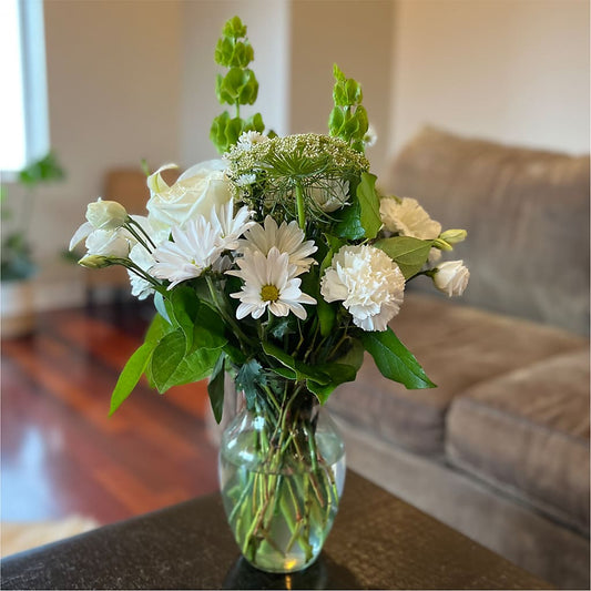 Classic Ivory – A Florist Original – PAUL'S FLOWERS, Charlottetown PE