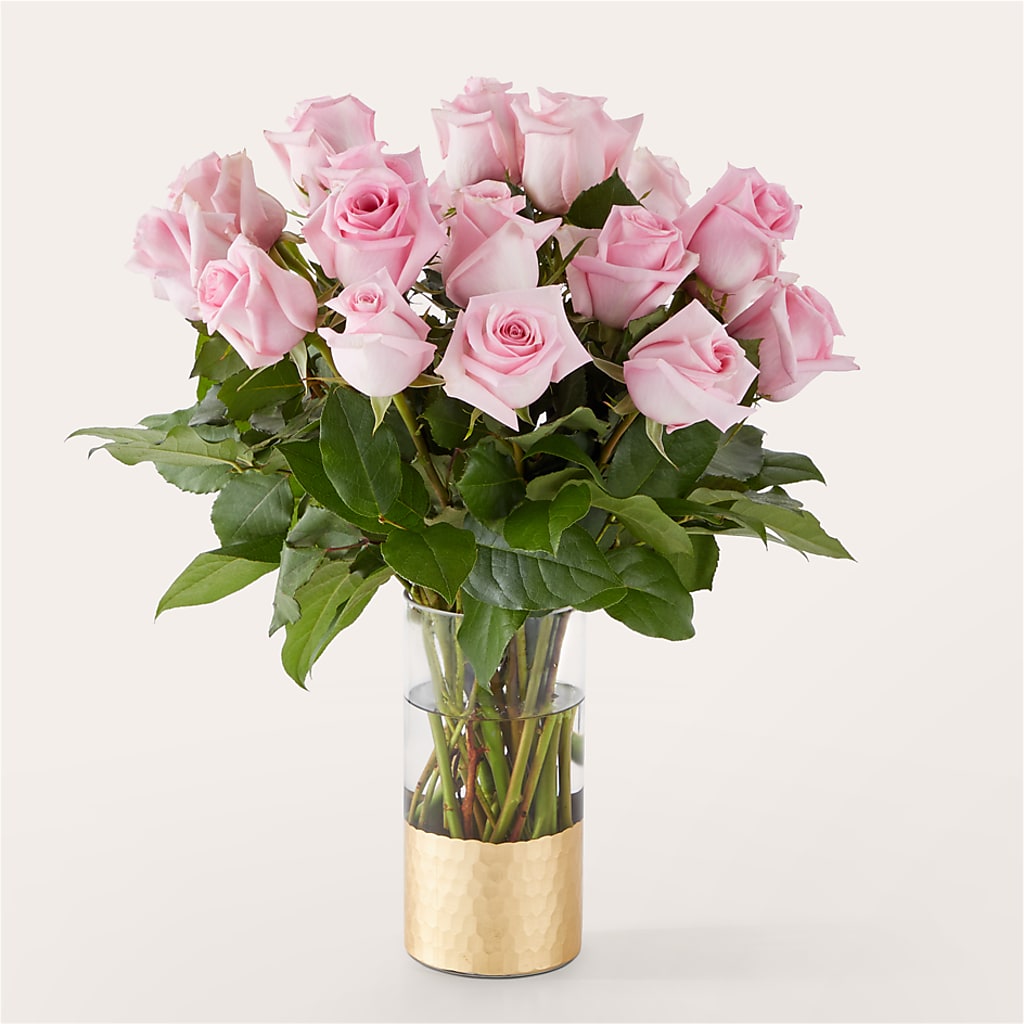 Picture Perfect Pink Rose Bouquet – PAUL'S FLOWERS, Charlottetown PE