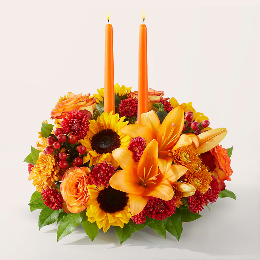 Grateful Centerpiece – PAUL'S FLOWERS, Charlottetown PE