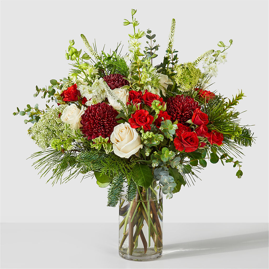 Favorite Traditions Bouquet – PAUL'S FLOWERS, Charlottetown PE