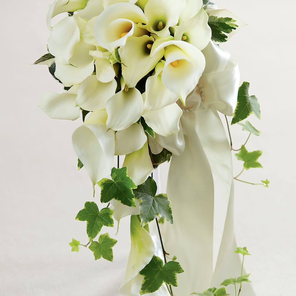 White Chapel Bouquet – PAUL'S FLOWERS, Charlottetown PE