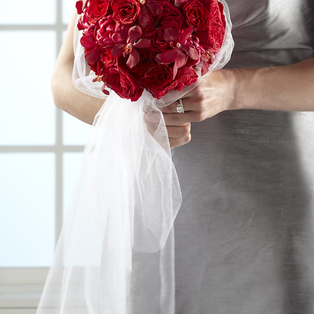 Desire Bouquet – PAUL'S FLOWERS, Charlottetown PE