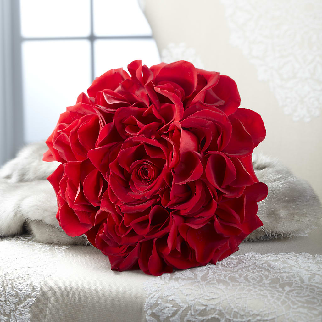 Composite Rose Bouquet – PAUL'S FLOWERS, Charlottetown PE