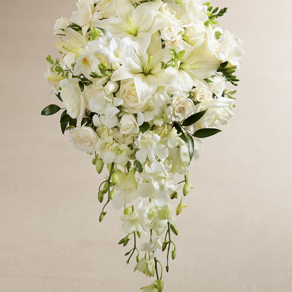 White Wonders Bouquet – PAUL'S FLOWERS, Charlottetown PE
