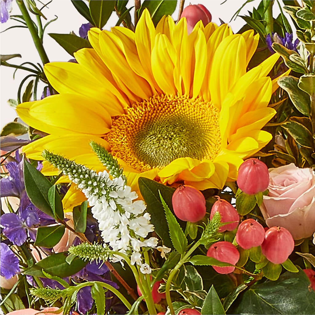 The Good Life Bouquet – PAUL'S FLOWERS, Charlottetown PE