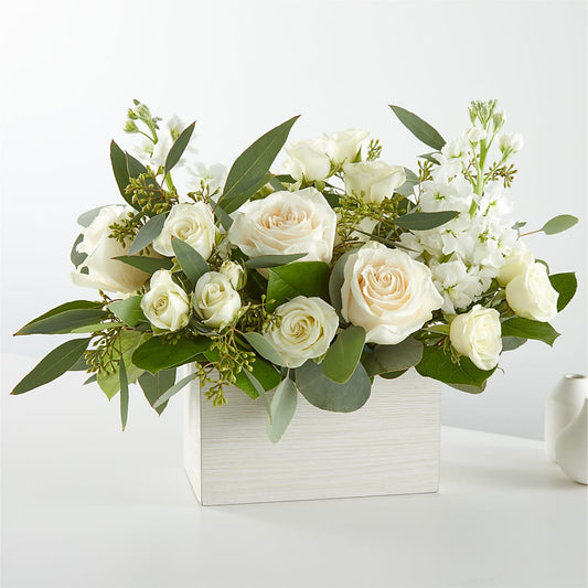 Fresh Linen Box Bouquet – PAUL'S FLOWERS, Charlottetown PE