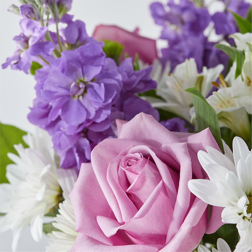 Garden of Peace Bouquet – PAUL'S FLOWERS, Charlottetown PE