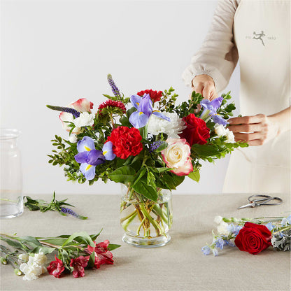 Star Spangled - A Florist Original – PAUL'S FLOWERS, Charlottetown PE
