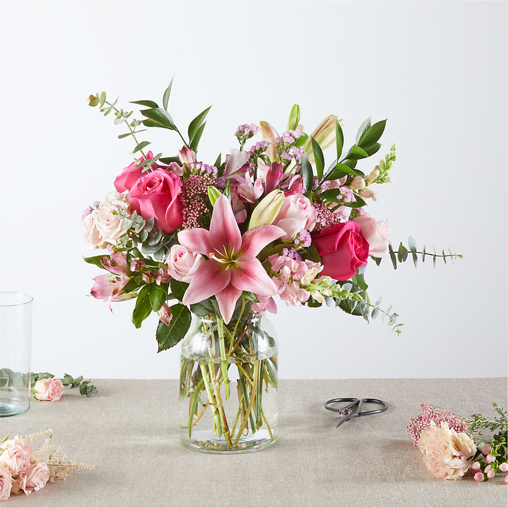 Pink Ribbon - A Florist Original – PAUL'S FLOWERS, Charlottetown PE
