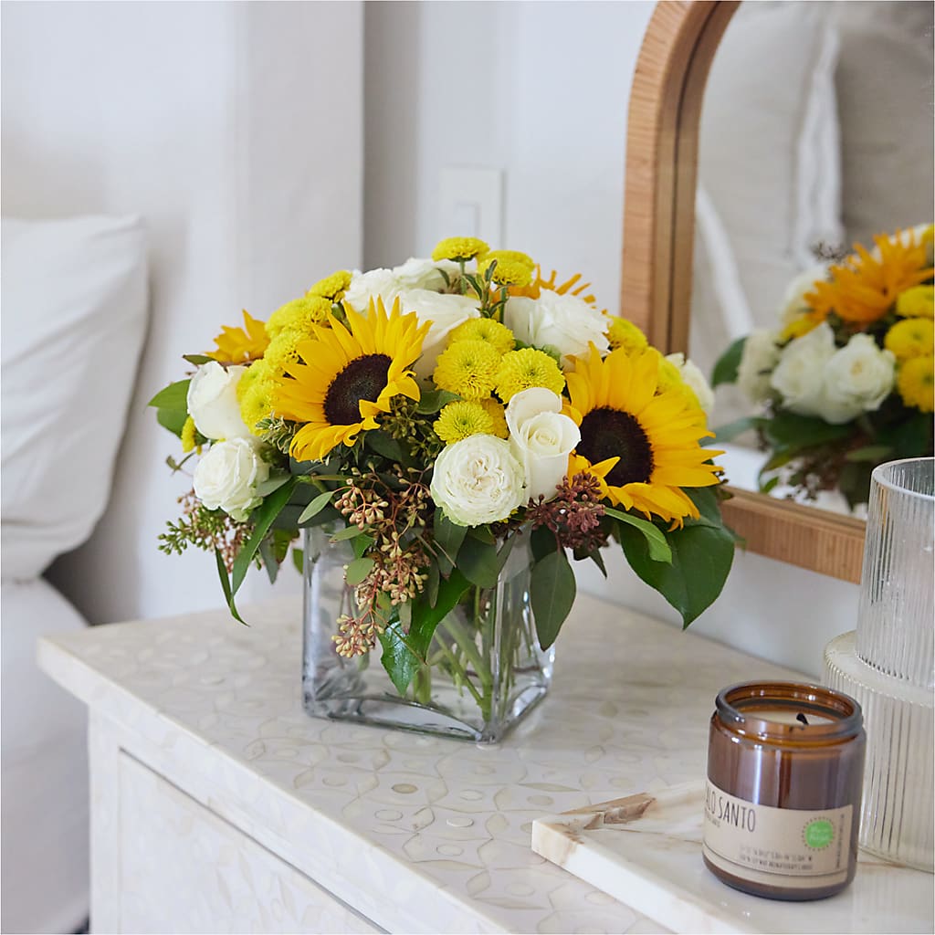 Luminous Morning Bouquet – PAUL'S FLOWERS, Charlottetown PE