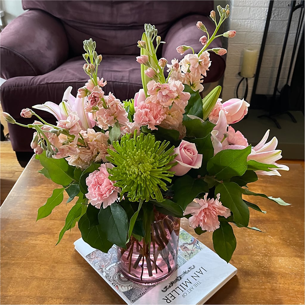 Pretty in Pink Bouquet – PAUL'S FLOWERS, Charlottetown PE
