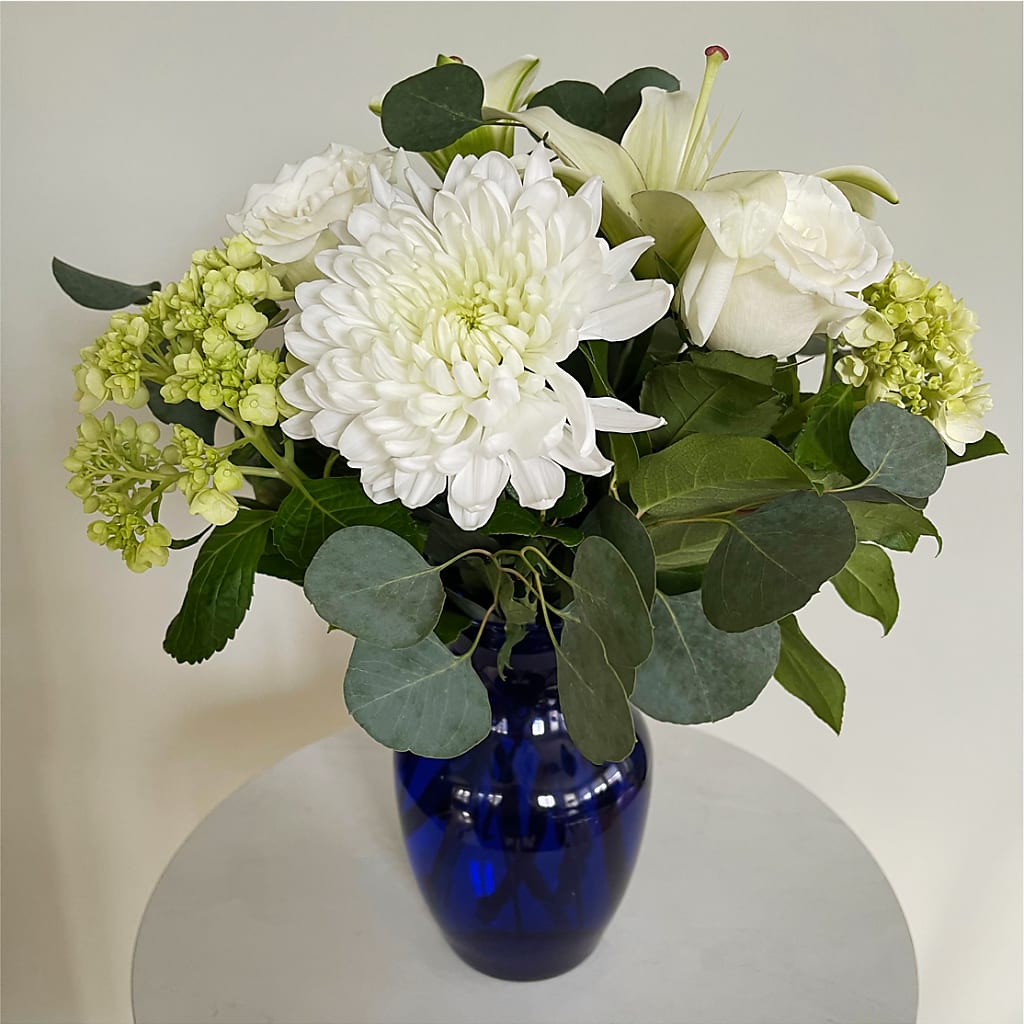 Snowy Dreams Bouquet – PAUL'S FLOWERS, Charlottetown PE