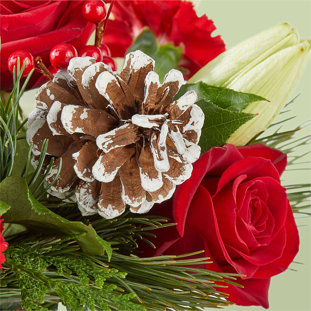 Glistening Icicles Bouquet – PAUL'S FLOWERS, Charlottetown PE