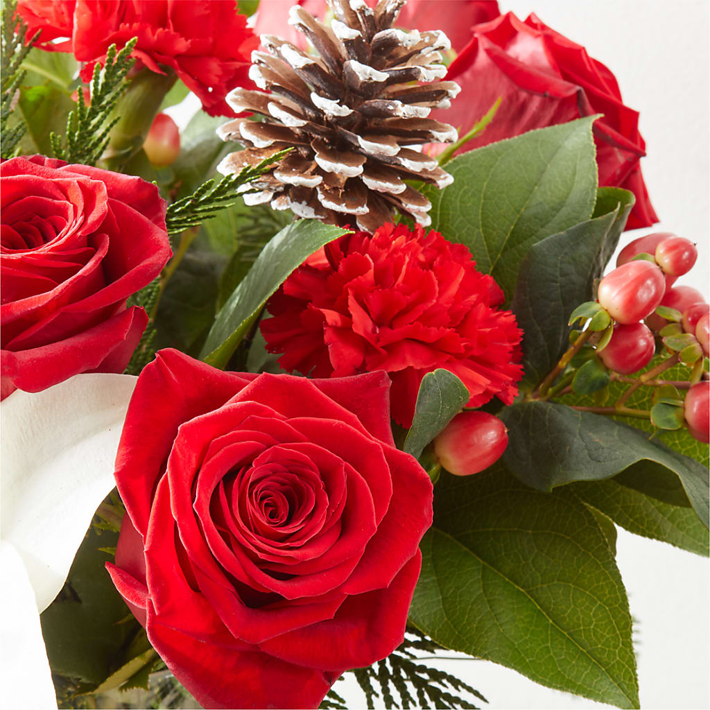 Oh So Jolly Bouquet – PAUL'S FLOWERS, Charlottetown PE