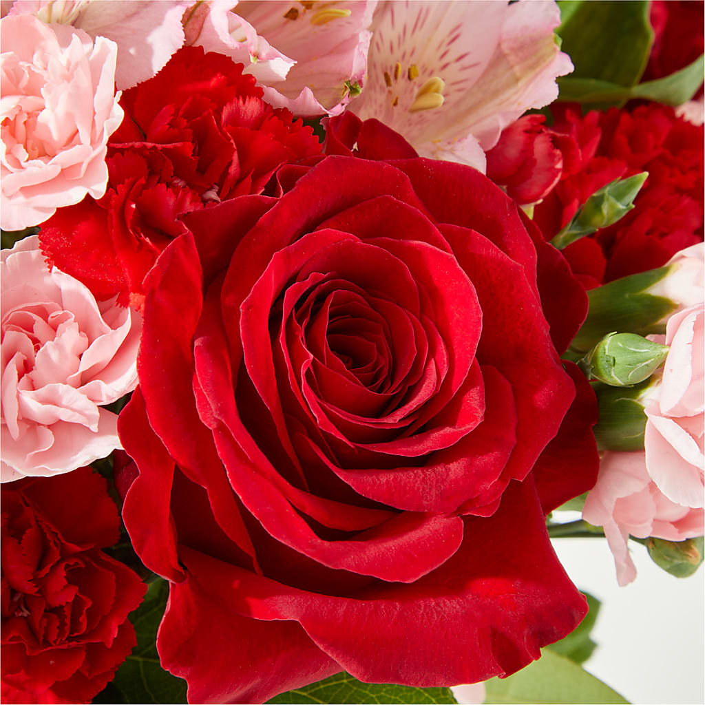 Candy Kisses Bouquet – PAUL'S FLOWERS, Charlottetown PE