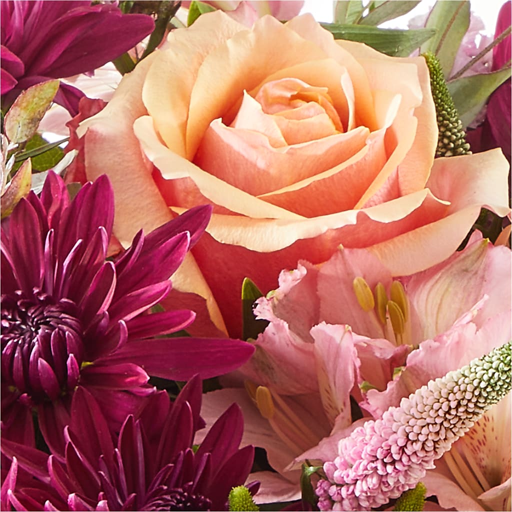 Berry Cobbler Bouquet – PAUL'S FLOWERS, Charlottetown PE