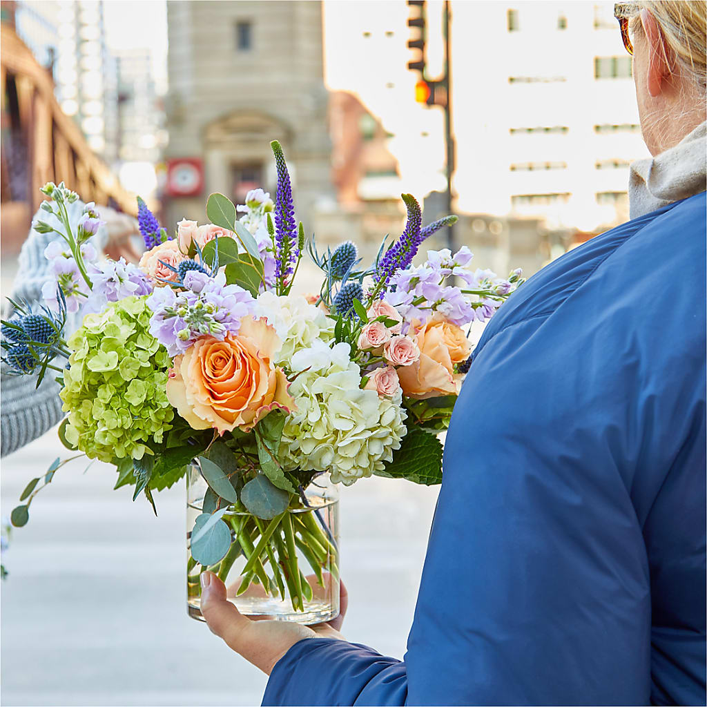 Porch Swing Bouquet – PAUL'S FLOWERS, Charlottetown PE