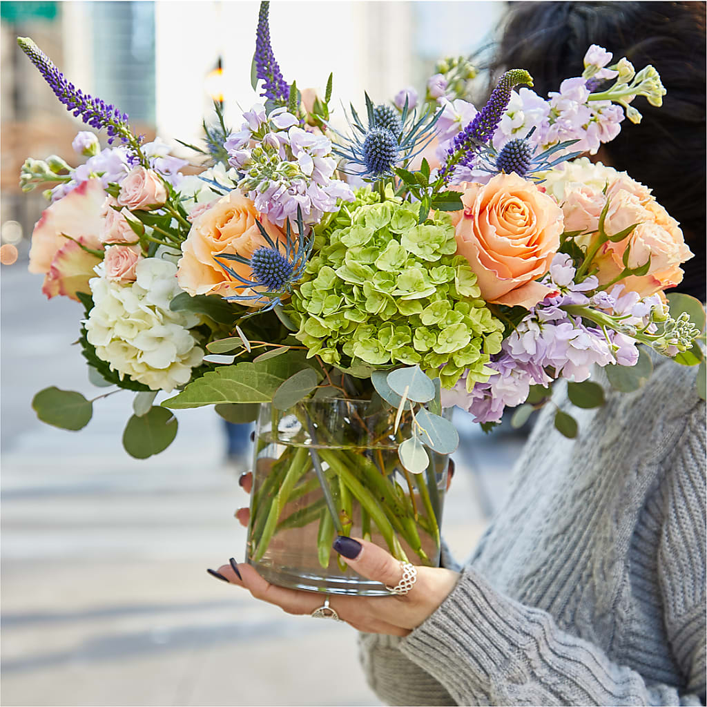 Porch Swing Bouquet – PAUL'S FLOWERS, Charlottetown PE