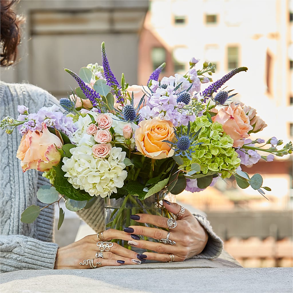 Porch Swing Bouquet – PAUL'S FLOWERS, Charlottetown PE