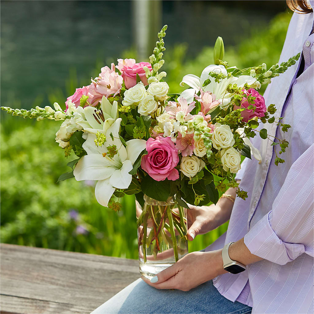 Fondly Bouquet – PAUL'S FLOWERS, Charlottetown PE